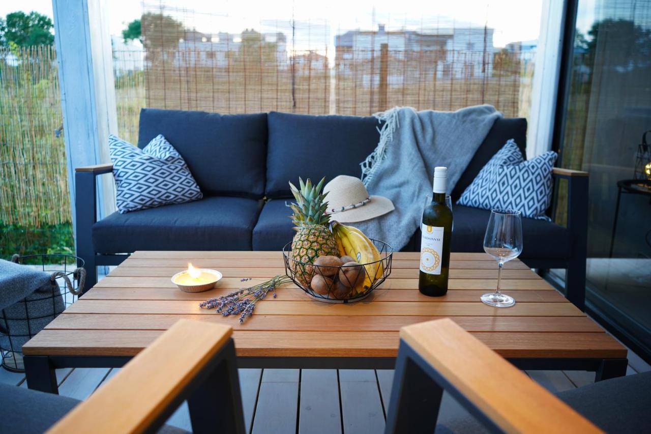 Boutique Style Eco-Beachhouse, Private Jacuzzi Privlaka  Esterno foto