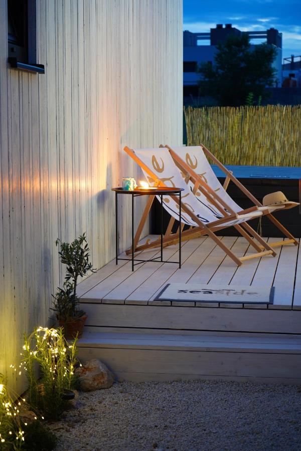 Boutique Style Eco-Beachhouse, Private Jacuzzi Privlaka  Esterno foto