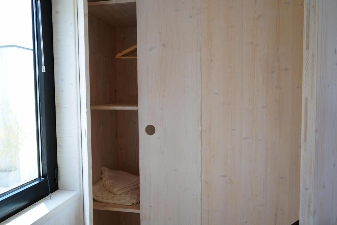 Boutique Style Eco-Beachhouse, Private Jacuzzi Privlaka  Esterno foto