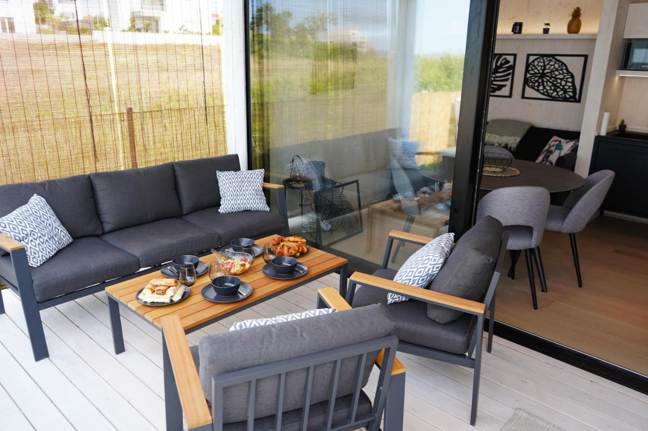 Boutique Style Eco-Beachhouse, Private Jacuzzi Privlaka  Esterno foto